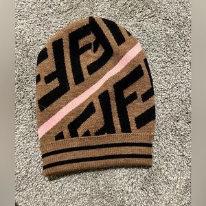 Fendi Kids beanie